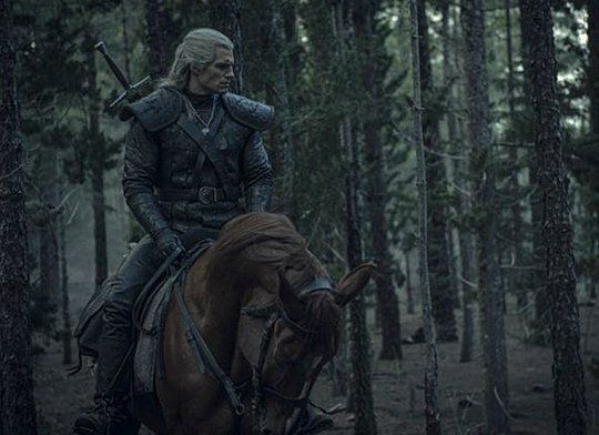 Henry Cavill'li Witcher dizisi için yeni görüntüler yayınlandı