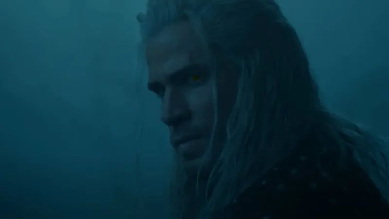 Liam Hemsworth Tepkilere Yanıt Verdi