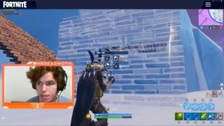 Canlı yayında eşine şiddet uygulayan yayıncı, Twitch'ten banlandı