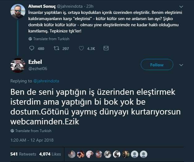 Jahrein ve şarkıcı Ezhel, Twitter'da birbirlerine girdi