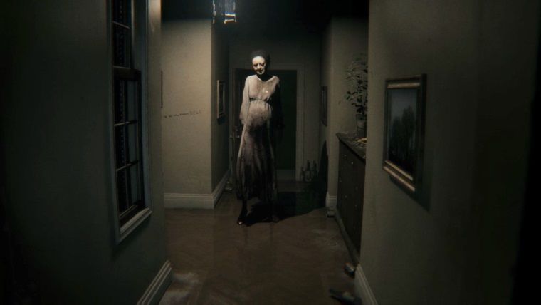 P.T. oynarken Lisa hep arkamızda dolaşıyormuş!