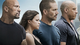 Furious 7’nin arabalı paraşüt sahnesi gerçekmiş!