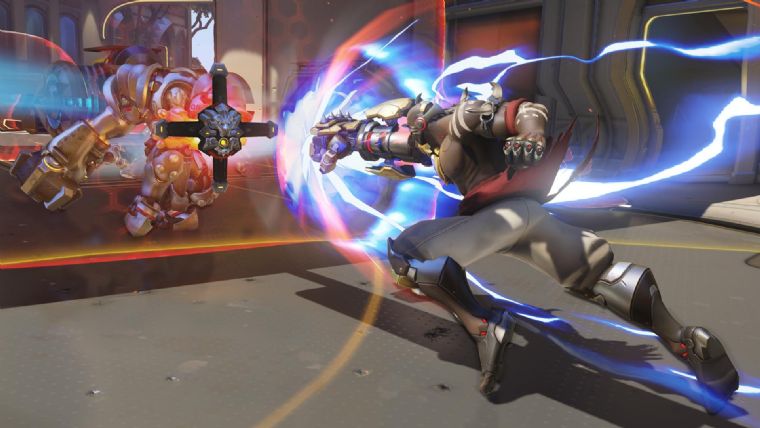 Doomfist Overwatch'a katıldı