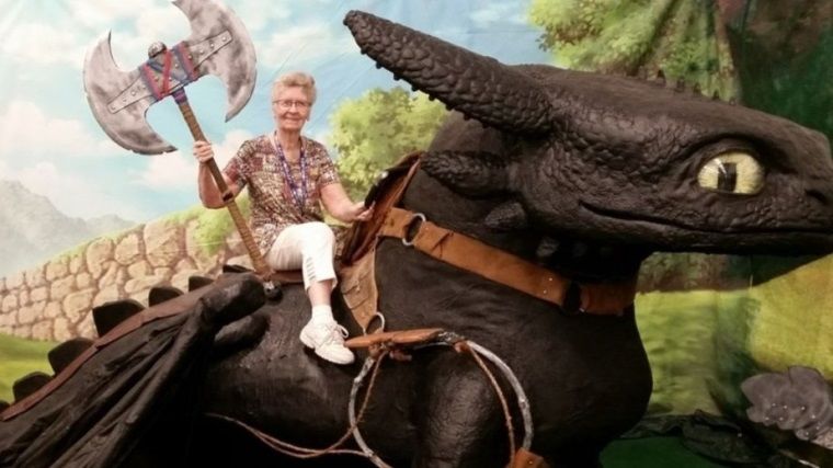 82 yaşındaki Skyrim teyze, The Elder Scrolls VI'da NPC oluyor