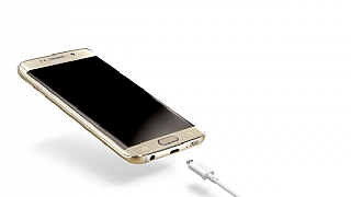 Samsung'un başı Galaxy S6 Edge ile dertte