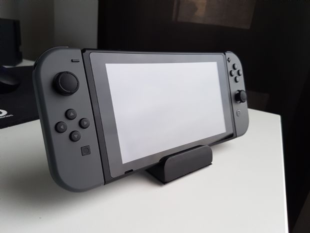 Nintendo Switch'in sıkıntılı Dock'u 3D Yazıcı ile tekrar yapıldı