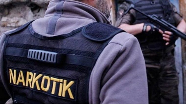 Sosyal medyanın ünlü isimlerine narkotik operasyonu