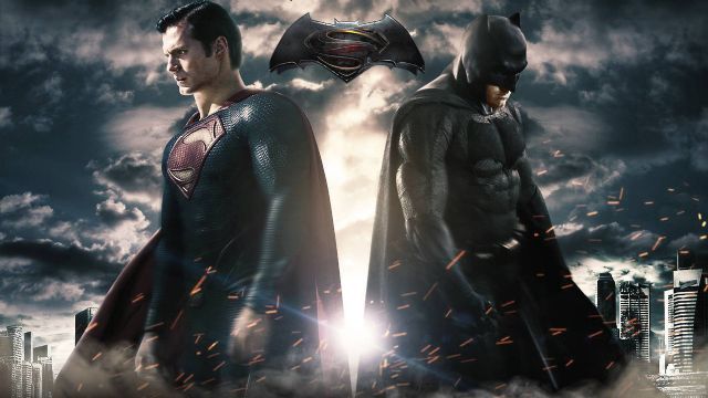 Batman V Superman'den yeni teaser fragman!
