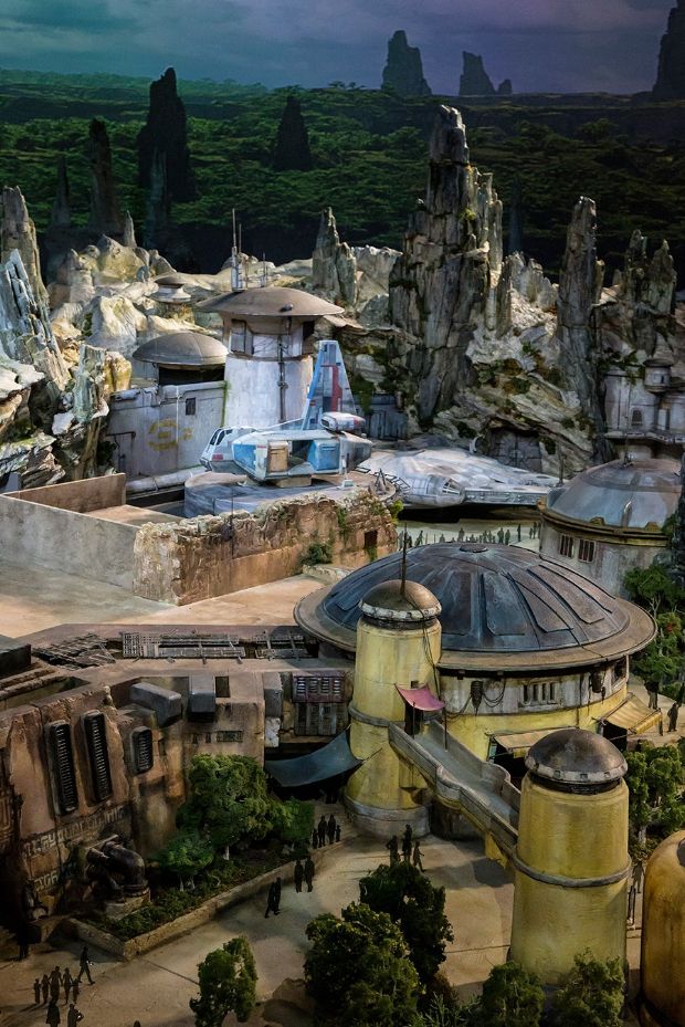 Star Wars Land görücüye çıktı