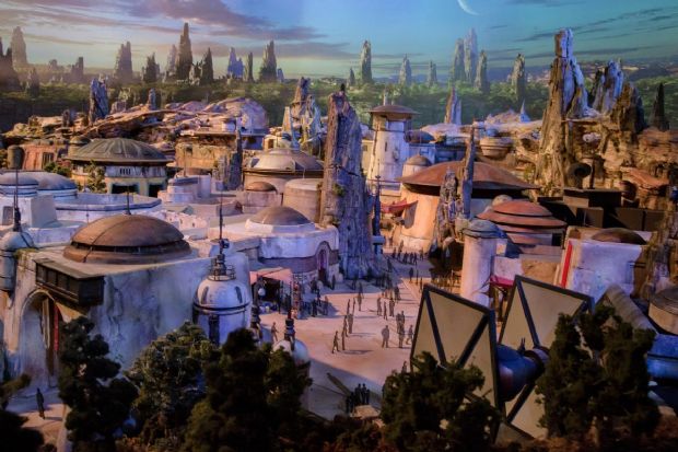 Star Wars Land görücüye çıktı