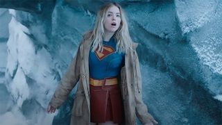 Supergirl İki Haftalık Yeniden Çekim Sürecine Giriyor