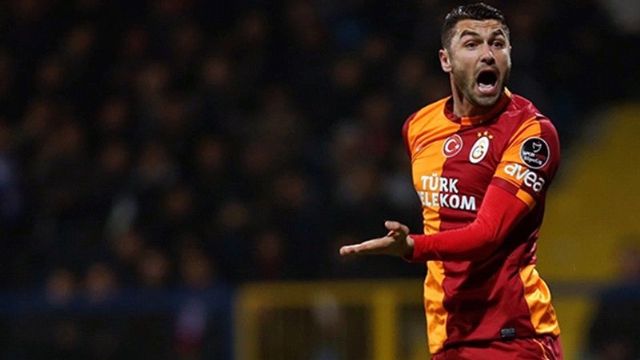 PES 2016'nın yeni güncellemesi ile Burak Yılmaz'ın yüzü geliyor!