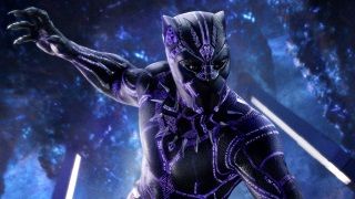 Black Panther gişede 900 milyon dolar hasılatı geçmeyi başardı