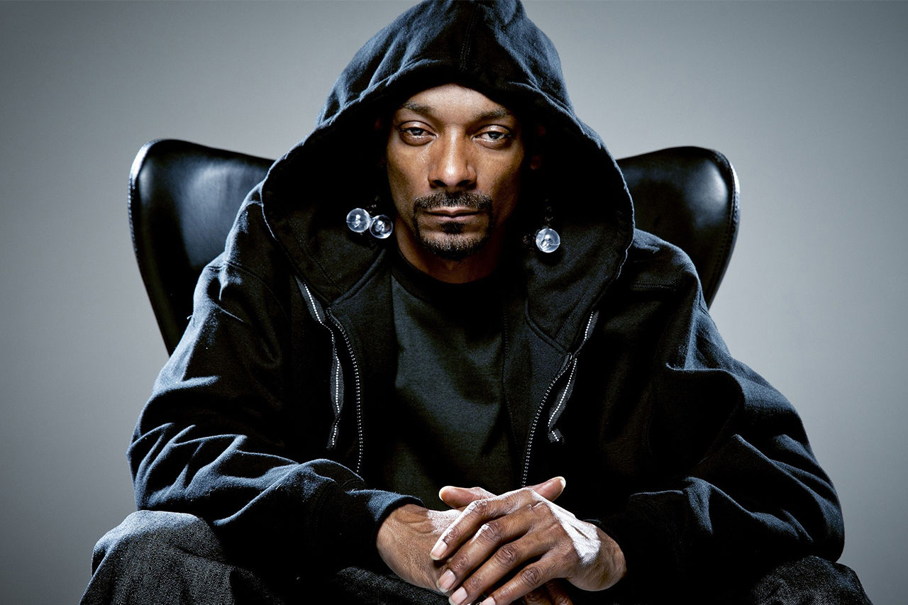 Snoop Dogg, Black Panther'i izlemeleri için çocuklara bağış yapıyor