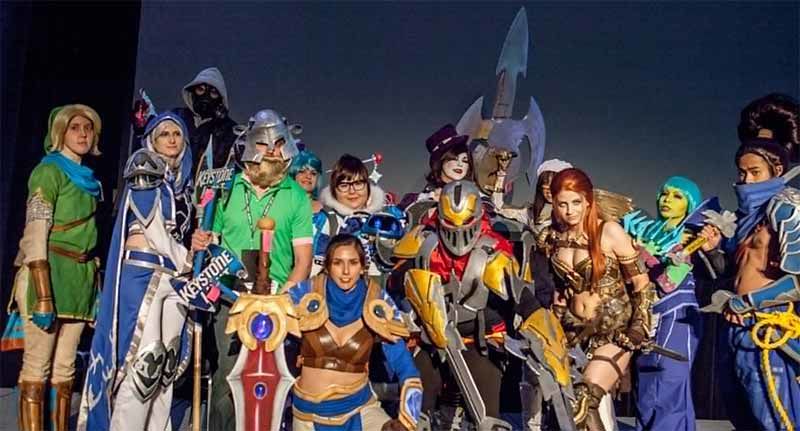 İzmir Oyun Festivali Cosplay