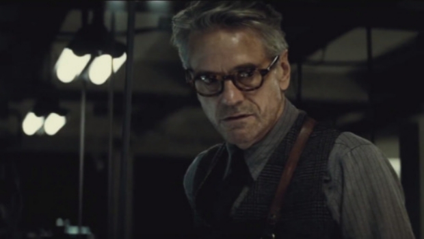 Jeremy Irons, Justice League kadrosunda da olacak