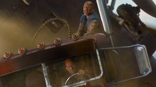 Hobbs & Shaw filminin yeni fragmanında aksiyon tavan yapıyor