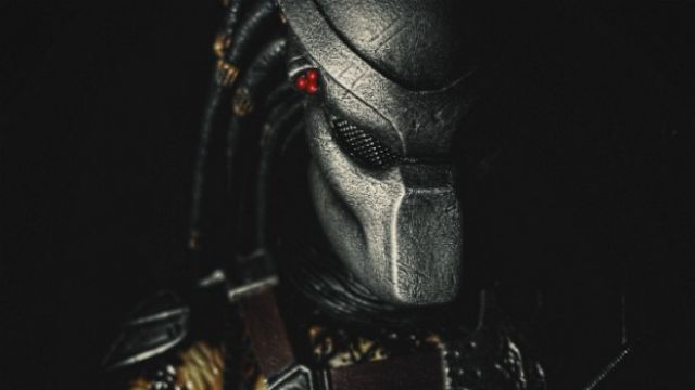 Yeni Predator filminden ilk poster geldi