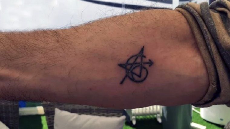 İlk Avengers üyelerinin yaptırdığı özel dövmenin sırrı ne?