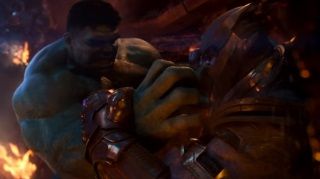 Thanos'un, Hulk'ı kolayca dövmesinin sebebi Güç Taşı değil