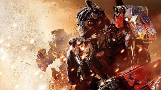 Transformers: The Last Knight'ın yeni fragmanı aksiyon dolu