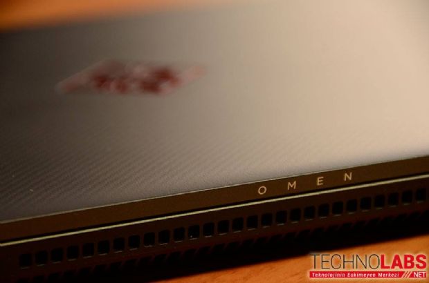 HP Omen AX001NT