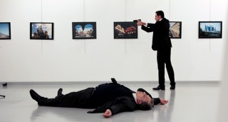 Türkiye'de öldürülen Rus Büyükelçi'yi Batman oyununa koydular