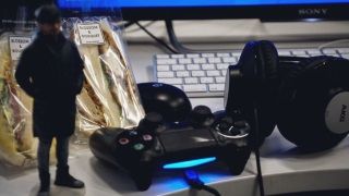 Hideo Kojima, her gün saatlerce Death Stranding oynuyormuş