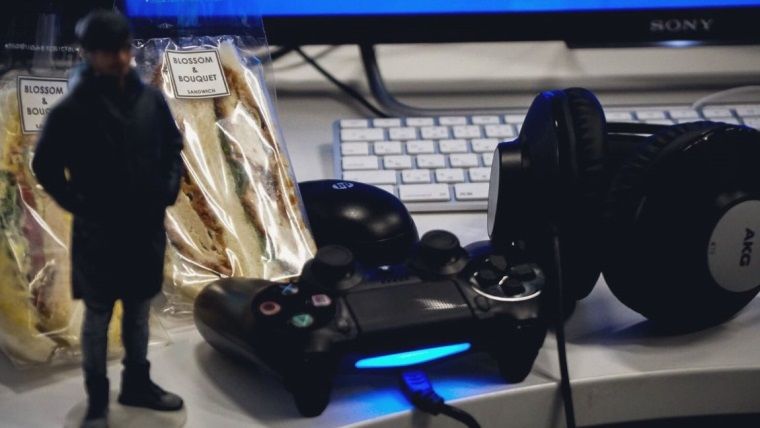 Hideo Kojima, her gün saatlerce Death Stranding oynuyormuş