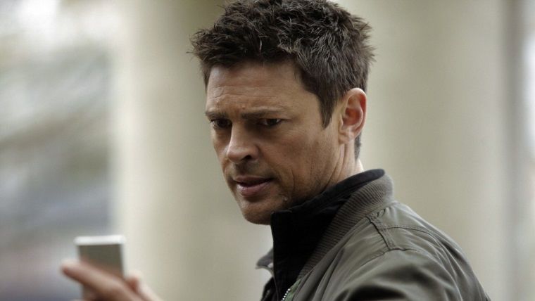 Ünlü oyuncu Karl Urban, Batman olmaya sıcak baktığını açıkladı