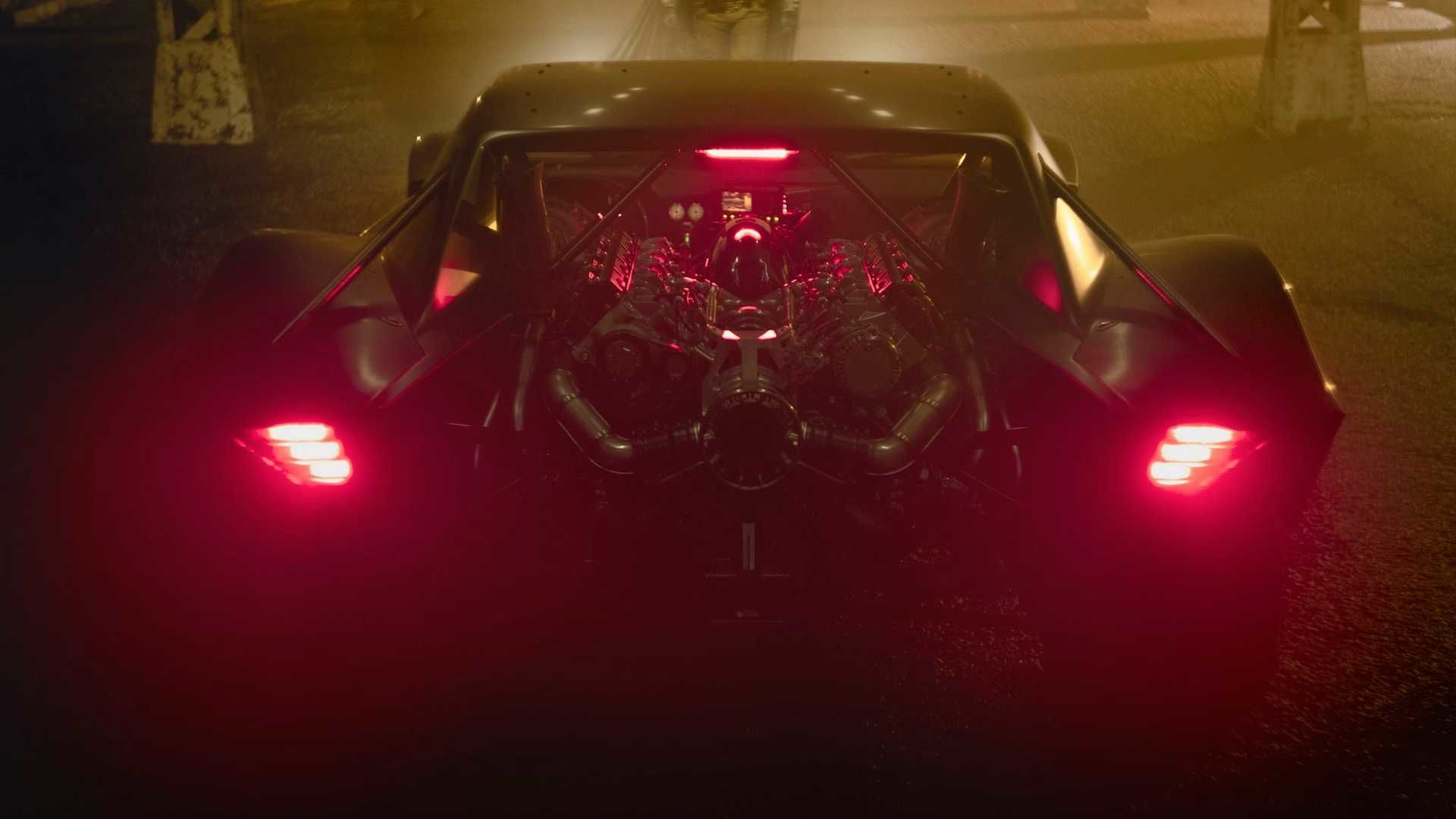 The Batman filminden Batmobile fotoğrafları yayınlandı