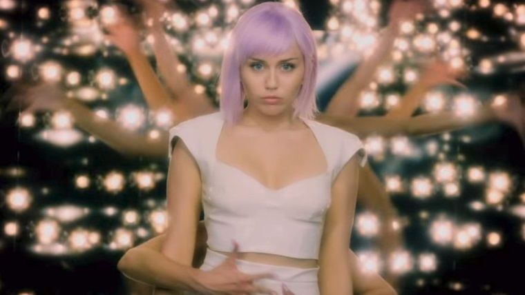 Black Mirror 5. sezon gösterim tarihi açıklandı, fragman geldi