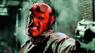 Ron Perlman'dan yeni Hellboy'a "bol şans"