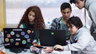 Geleceğin Girişimcileri Hayallerindeki E-Spor Oyununu Tasarladı