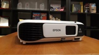 Epson EB-U42