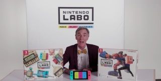 Uzman fizikçi ve bilim adamı Bill Nye, Labo'yu oyunculara tanıttı