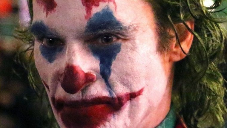 Joker filminde Bruce Wayne ve Alfred olacağı açıklandı!