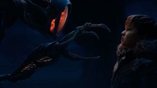 Netflix'in Lost in Space fragmanında Dr Smith ile tanışıyoruz