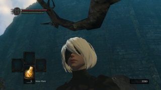 Dark Souls Remastered'ı 2B olarak oynamak ister misiniz?