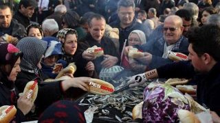 PES 2019'un ücretsiz sürümü yayınlandı