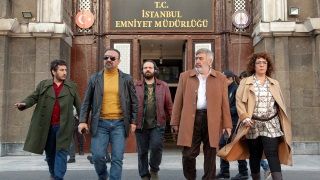 Ölümlü Dünya ekibinden yeni film: Cinayet Süsü geliyor!