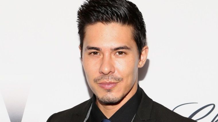 Mortal Kombat filminde Johnny Cage'i kim oynayacak?