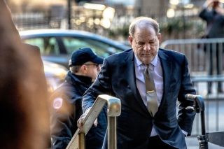 Yüzüklerin Efendisi yapımcılarından Harvey Weinstein tecavüzden suçlu bulundu