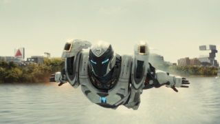 Yeni MCU Kahramanı Ironheart Sahneye Çıkıyor