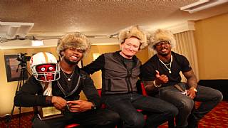 Conan O'Brien'ı DOOM oynarken izlemek ister misiniz? 