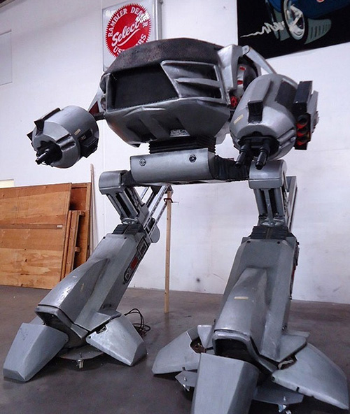 RoboCop'un korkulu rüyası ED-209 hayat buluyor 