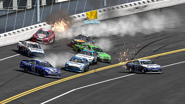 Yeni NASCAR oyunu 2016'da geliyor