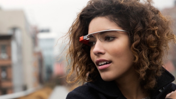 Google Glass ölmemiş