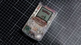 Şeffaf Anakartlı Game Boy Color Tasarlandı