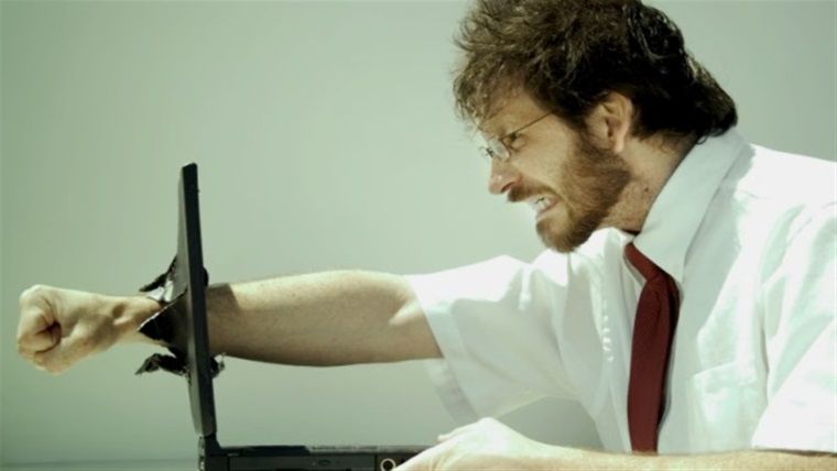 Past Cure'ün geliştiricisi kötü inceleme yazan editörü blokladı